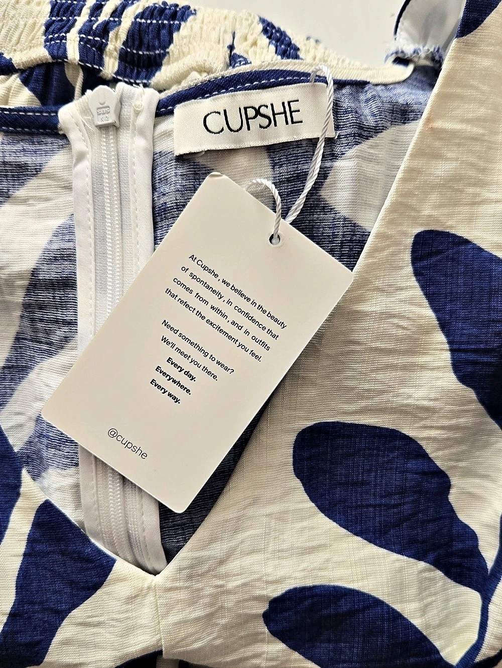 CUPSHE Yachting Tropical Jumpsuit in White & Blue Size Large NWT - Picture 6 of 10